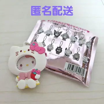 산리오 사진 배치 마스코트 딸기 신문 50주년 키티