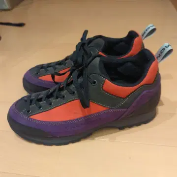 가르몬트 스티키 위켄드 GARMONT