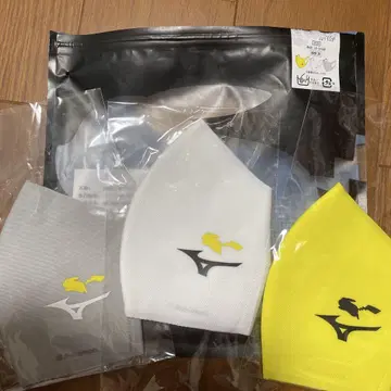 포켓몬 센터 피카츄 미즈노 콜라보 마스크 미개봉 새상품 S 사이즈