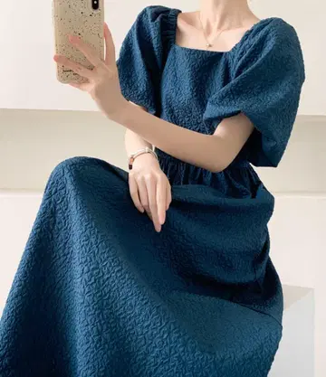 ABITOKYO 부푼 자카드 퍼프 슬리브 스퀘어 원피스