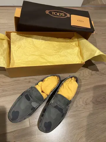 TOD'S 카모플라주 로퍼