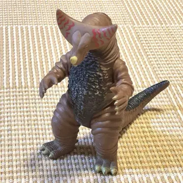 고모라 소프트 비닐 피규어 반다이 약 16cm 울트라맨