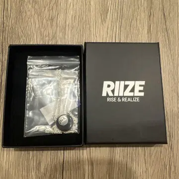 riize 팝업 목걸이