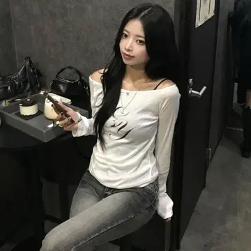 eihey 시어 컷 티셔츠 emmy 로고 롱 T 화이트 S~M 새상품