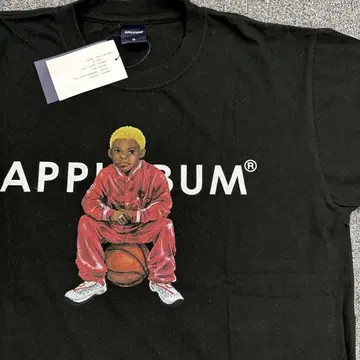 APPAREL 캐릭터 그래픽 티셔츠 블랙