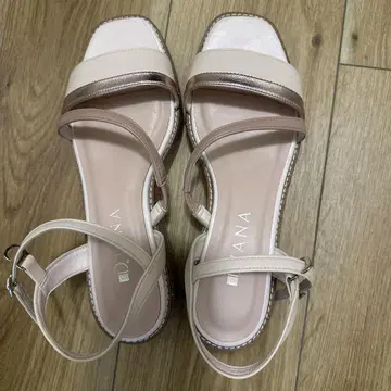 다이애나 샌들