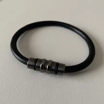 블랙 러버 팔찌