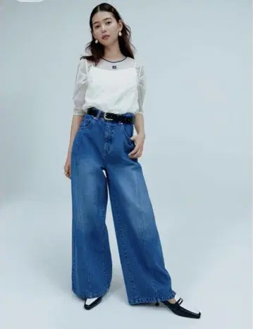 릴리 브라운 커브 패널 데님 팬츠