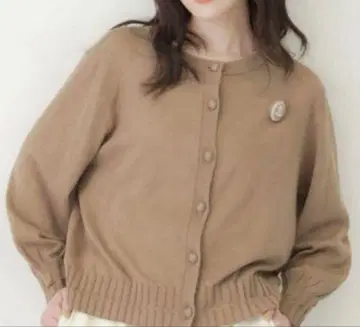 사만사 모스모스 유베시 꽃 브로치가 달린 가디건