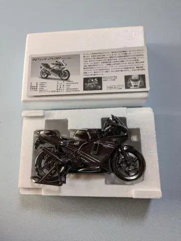 혼다 NSR250R 1/12 스케일 모델