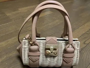 폴카 베이지 라탄 백