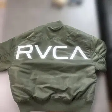 RVCA MA-1 플라이트 자켓 올리브