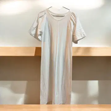 화이트 퍼프 슬리브 롱 셔츠 원피스
