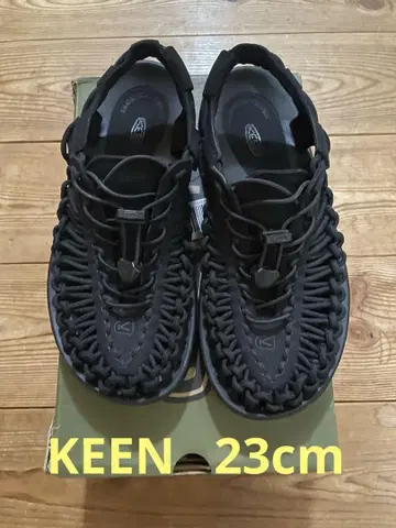 KEEN 킨 블랙 스포츠 샌들 23cm
