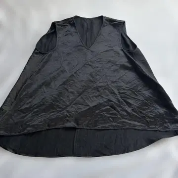 Aya 블랙 슬리브리스 튜닉 9호