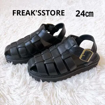 FREAK'SSTORE 블랙 통굽 샤크 밑창 컴포트 구르카 샌들