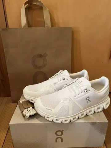 On cloud6 25cm 남성용 미사용