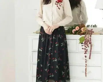 로즈 티아라 스커트 체리