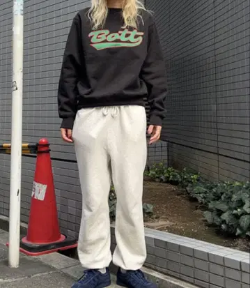 BoTT / Script Logo CrewneckBLACK / 사이즈 M