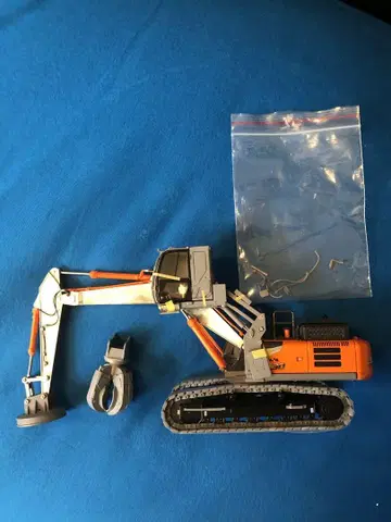 히타치 건설기계 ZAXIS330 해체기 1/50