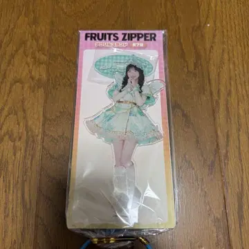 FRUITS ZIPPER 사쿠라이 유이 GIGO 한정판 아크릴 스탠드