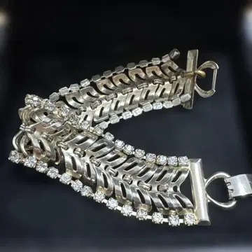 빈티지 팔찌. 골드