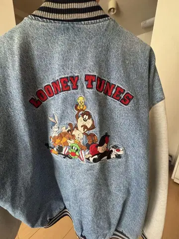 초레어 90's 루니툰 데님 자켓
