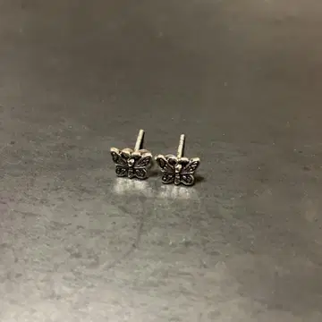 SILVER925 BUTTERFLY EARRINGS/실버/귀걸이