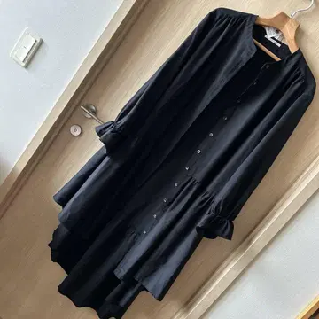 치카바 블랙 원피스