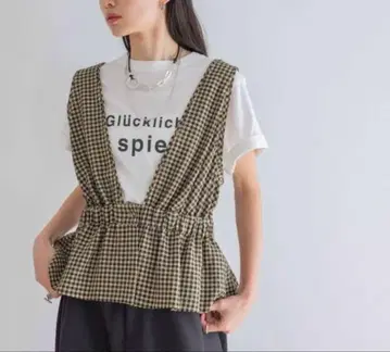 체크 자카드 페플럼 베스트 지나시스 미사용 새상품 이번 시즌 신상