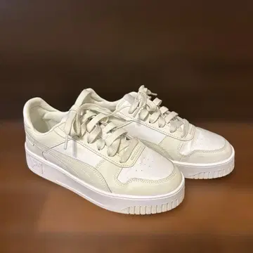 푸마 스니커즈