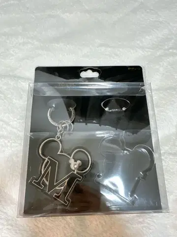 디즈니 미키 M 키링 가죽 블랙만