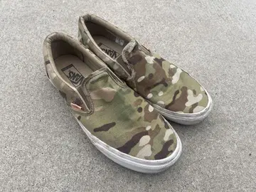 Vans 카모플라쥬 슬립온