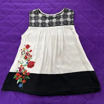 새상품급! Desigual 데시구알 슬리브리스 튜닉 탱크탑