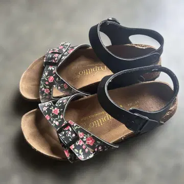 버켄스탁 파필리오 papilio 꽃무늬 플라워 샌들 24cm
