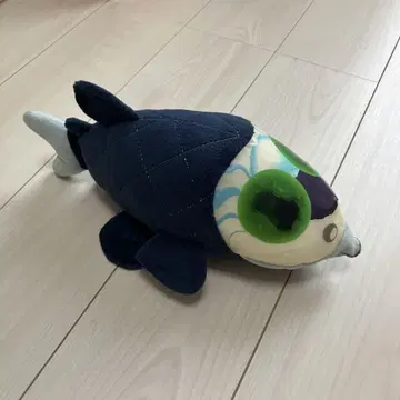데메니기스 봉제 인형