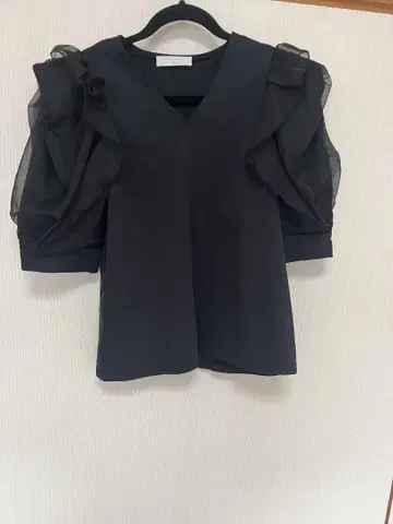 셀포드 블라우스