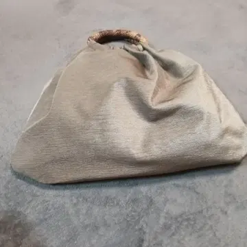 그레이 클러치백 라탄 핸들