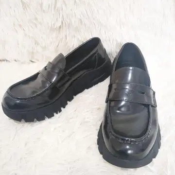 ZARA 자라 코인 로퍼 통굽 비브람 밑창 블랙 26.5cm