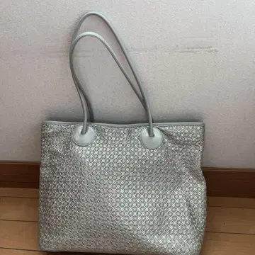 히로코 하야시 지라소레 실버 토트백