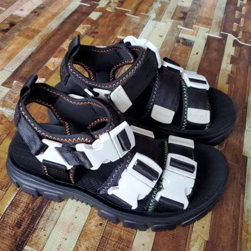 X 걸 & SHAKA 콜라보 스포츠 샌들 블랙 24cm