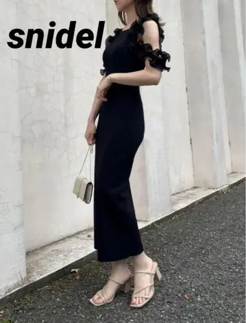 SNIDEL Sustainable 플리츠 프릴 도킹 원피스