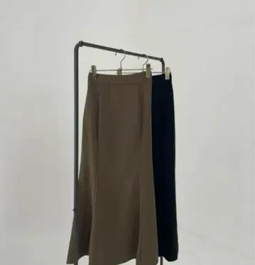 lovan' graceful mermaid skirt 카키
