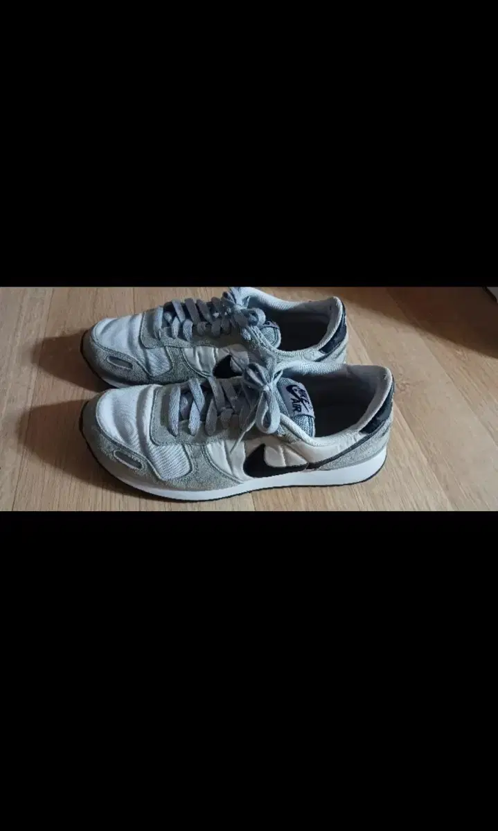 Nike Sneakers 270