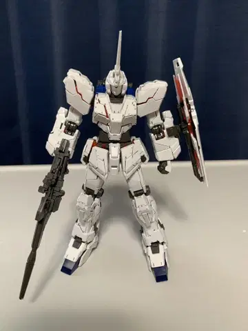 RG 유니콘 건담 정크 건담 프라모델 조립 완료