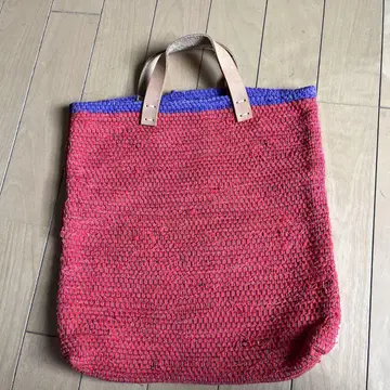 찢어진 직물 백