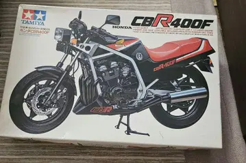 가격 인하 타미야 1/12 혼다 CBR400F 미조립