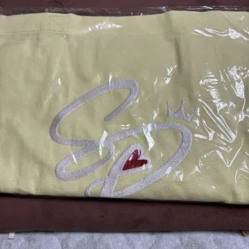 스트로베리 푸딩 자수 백