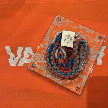 Vaundy 폰 타블렛 & 스트랩