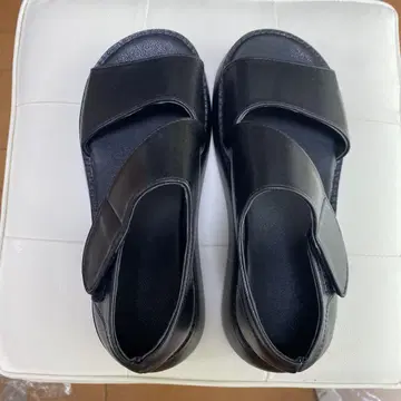 블랙 샌들 통굽